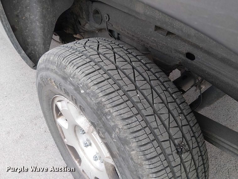 image for item YA1772 2011 Chevrolet Silverado 1500 Crew Cab pickup truck