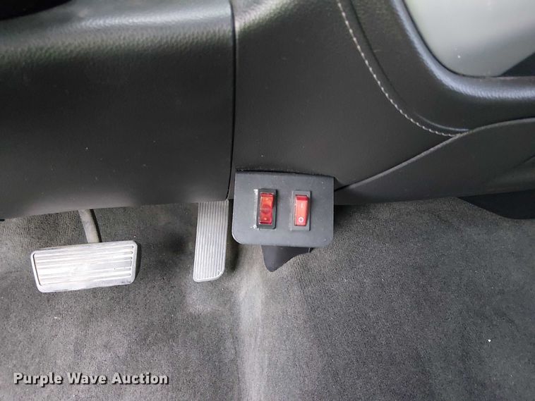 image for item YA1773 2017 GMC Sierra Crew Cab pickup truck