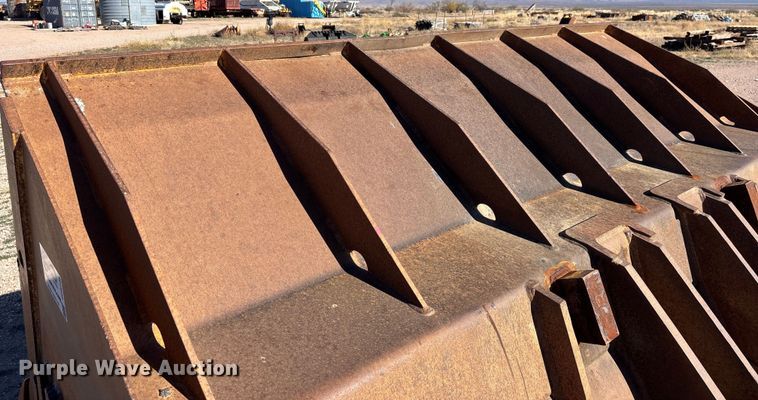 image for item DH8746 Rockland 1200 wheel loader bucket