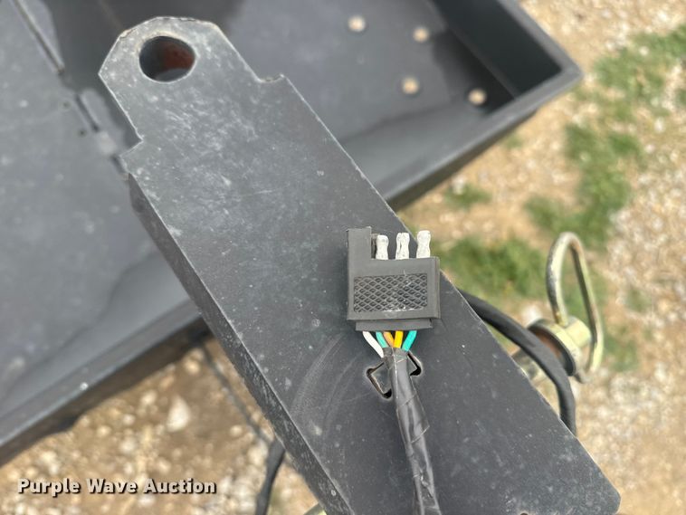 image for item DQ4166 2013 Rayco utility trailer