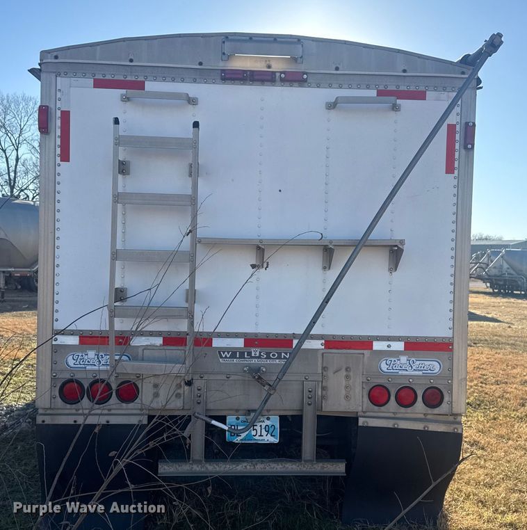 image for item DQ4194 1999 Wilson Trailer Co. DWH400 grain trailer