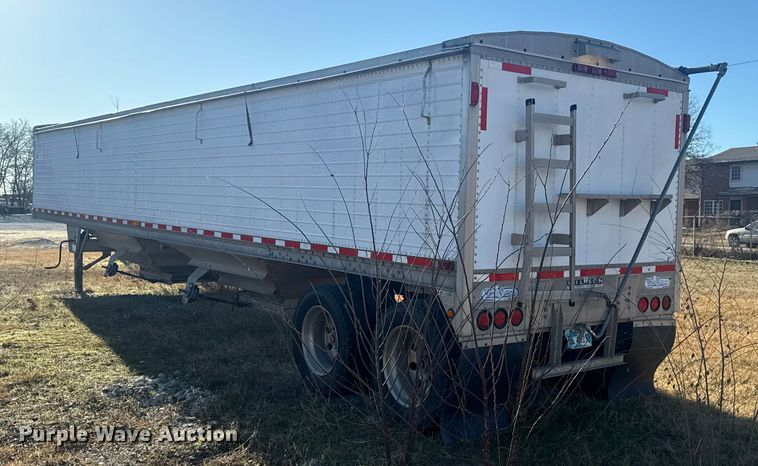 image for item DQ4194 1999 Wilson Trailer Co. DWH400 grain trailer