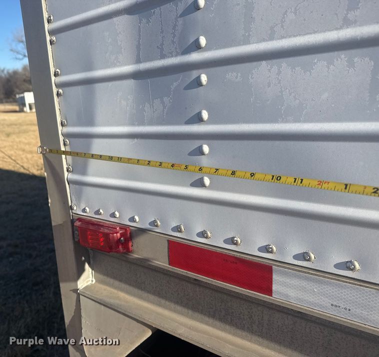 image for item DQ4194 1999 Wilson Trailer Co. DWH400 grain trailer