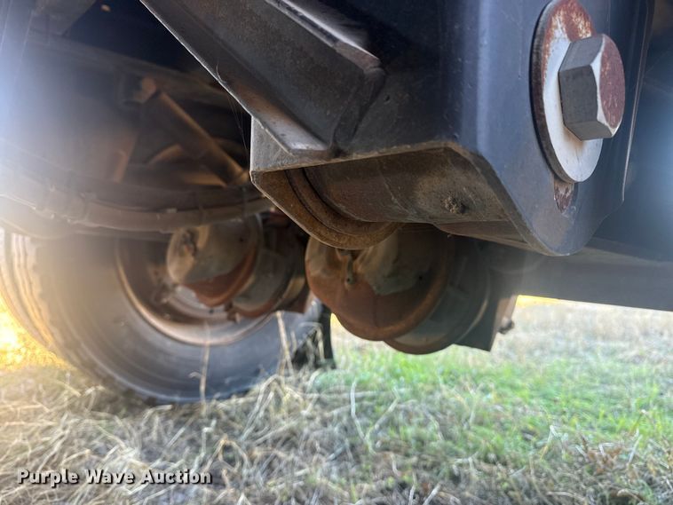 image for item DQ4194 1999 Wilson Trailer Co. DWH400 grain trailer