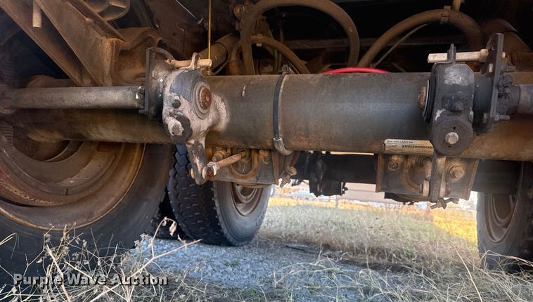 image for item DQ4194 1999 Wilson Trailer Co. DWH400 grain trailer