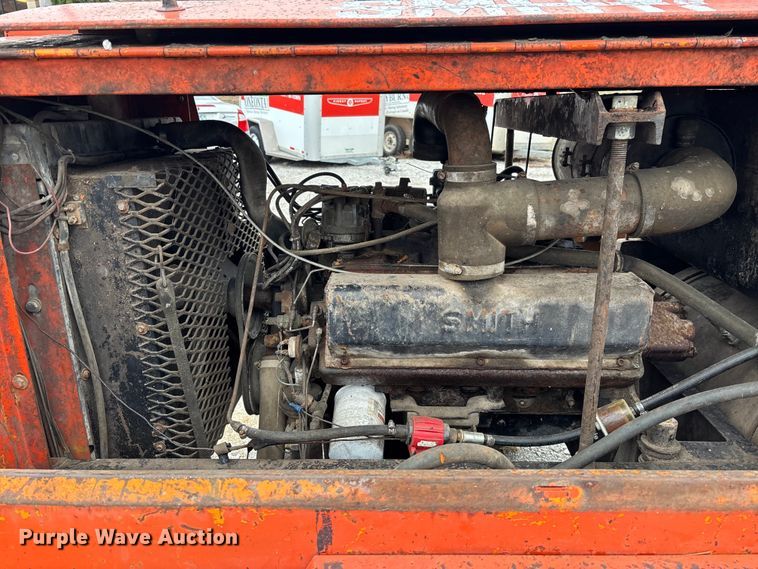 image for item DR2837 Smith 100 air compressor