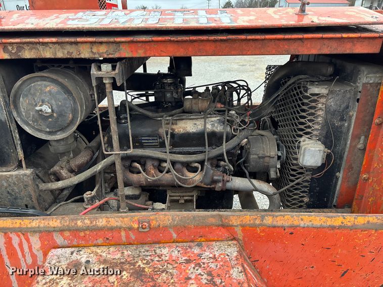 image for item DR2837 Smith 100 air compressor