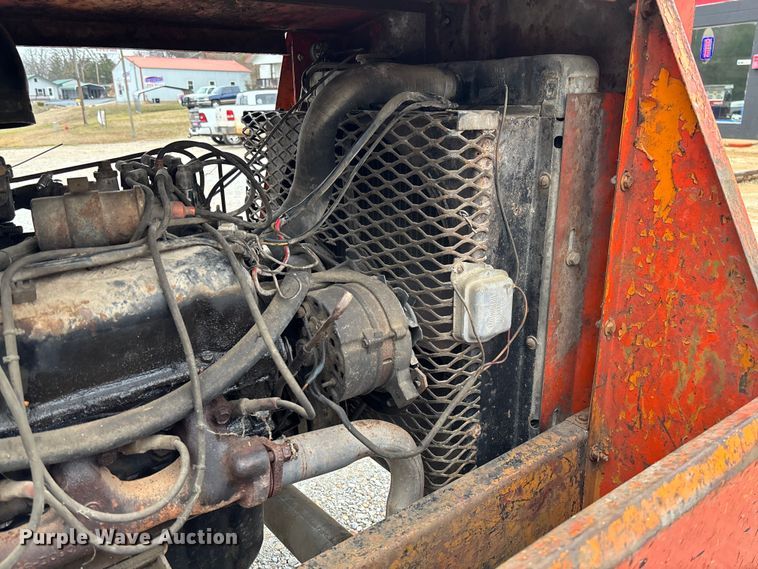 image for item DR2837 Smith 100 air compressor