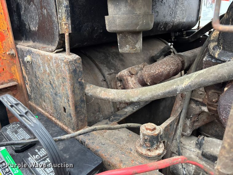 image for item DR2837 Smith 100 air compressor