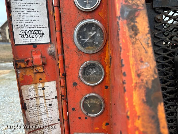 image for item DR2837 Smith 100 air compressor