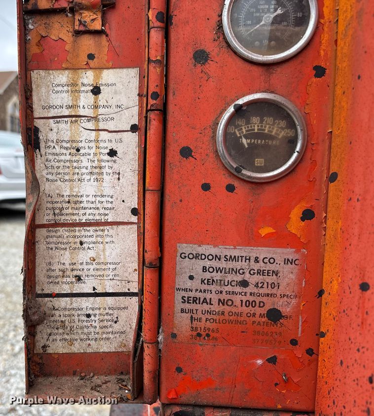 image for item DR2837 Smith 100 air compressor