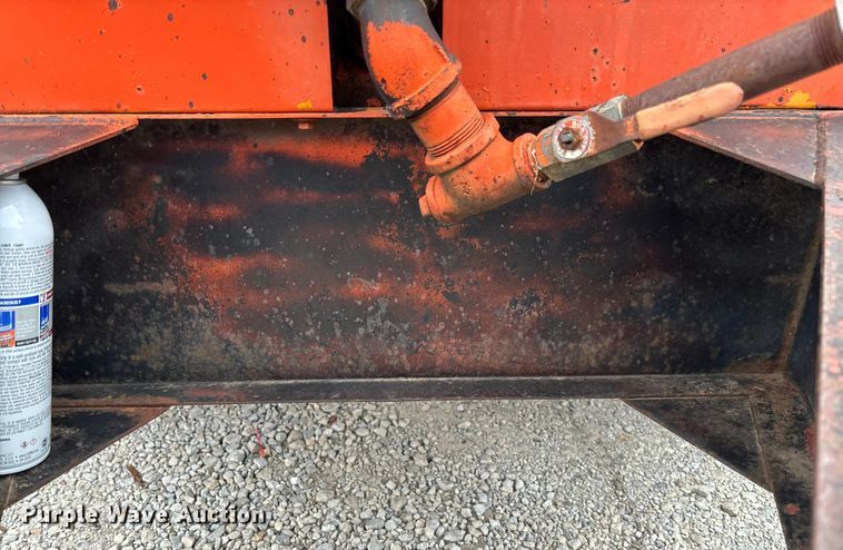 image for item DR2837 Smith 100 air compressor