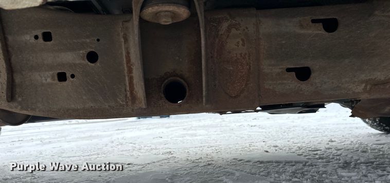 image for item DT6497 2017 Chevrolet Silverado 2500HD utility bed pickup truck