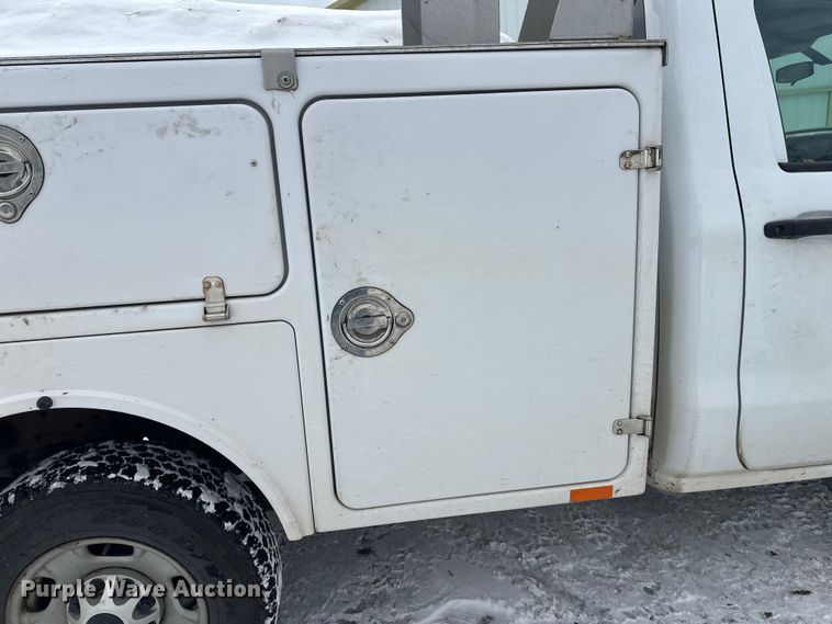 image for item DT6497 2017 Chevrolet Silverado 2500HD utility bed pickup truck