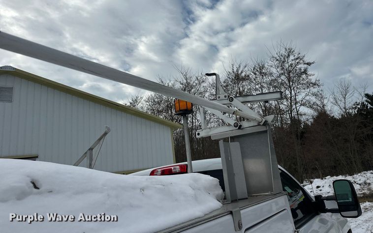 image for item DT6497 2017 Chevrolet Silverado 2500HD utility bed pickup truck