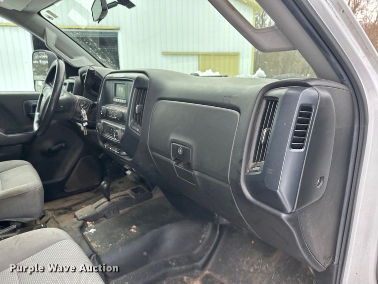 image for item DT6497 2017 Chevrolet Silverado 2500HD utility bed pickup truck