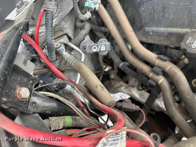 image for item DT6497 2017 Chevrolet Silverado 2500HD utility bed pickup truck