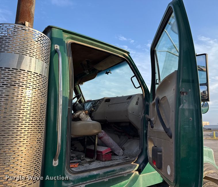 image for item DT6559 2008 Sterling L-Line dump truck