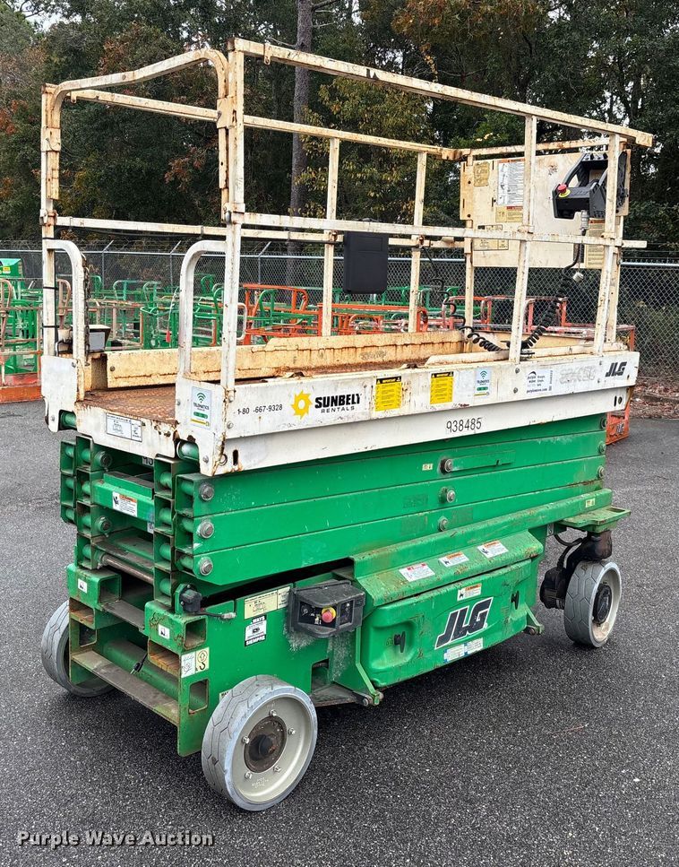 image for item DU0322 2017 JLG 2646ES scissor lift
