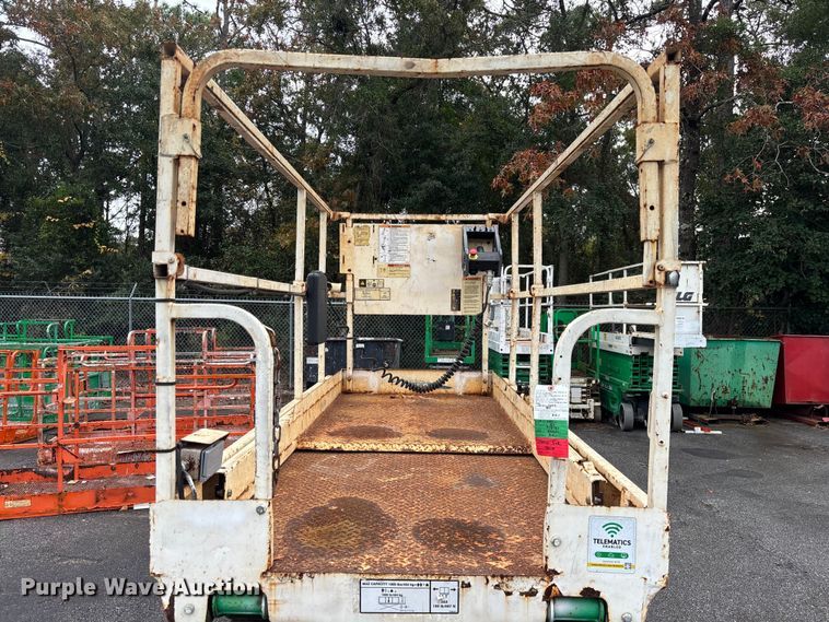 image for item DU0322 2017 JLG 2646ES scissor lift