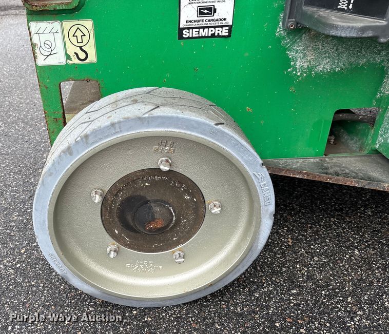 image for item DU0322 2017 JLG 2646ES scissor lift