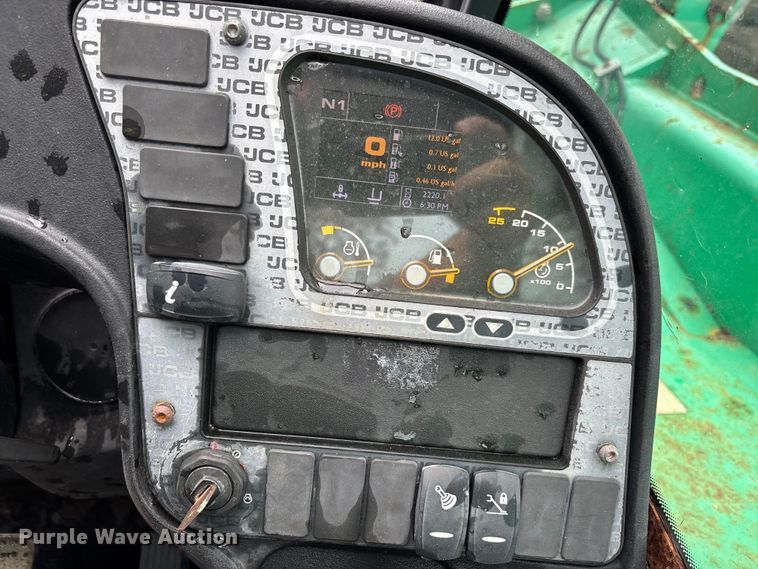 image for item DU0323 2019 JCB 510-56 F telehandler