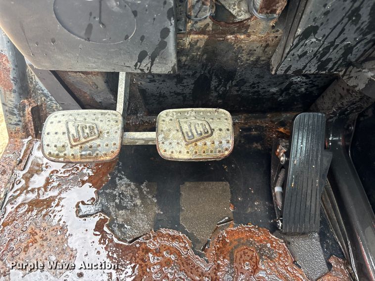 image for item DU0323 2019 JCB 510-56 F telehandler