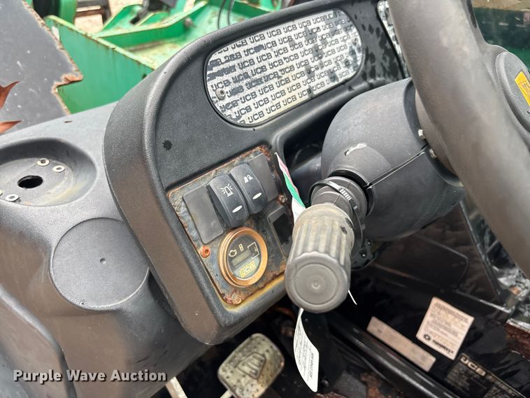 image for item DU0323 2019 JCB 510-56 F telehandler