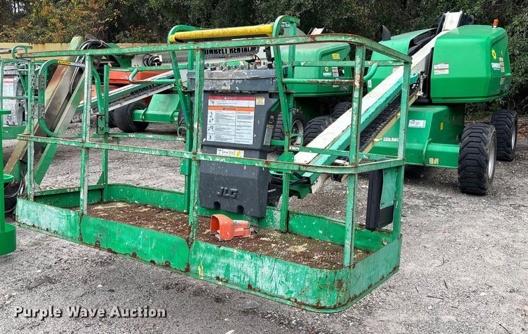 image for item DU0324 2016 JLG 400S boom lift