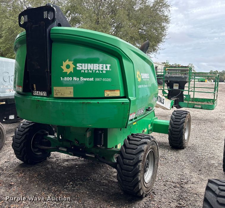 image for item DU0324 2016 JLG 400S boom lift