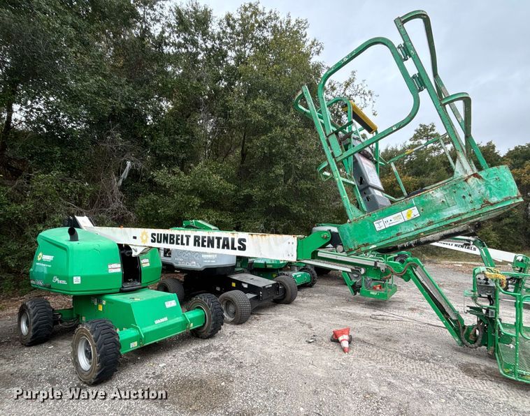image for item DU0324 2016 JLG 400S boom lift