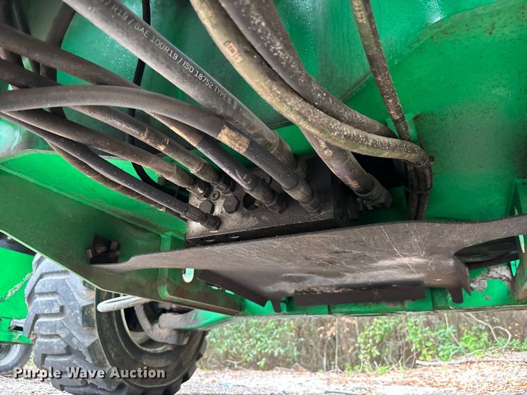 image for item DU0324 2016 JLG 400S boom lift