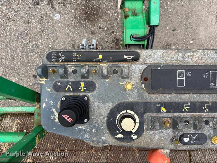 image for item DU0324 2016 JLG 400S boom lift