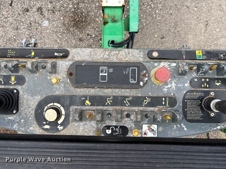 image for item DU0324 2016 JLG 400S boom lift