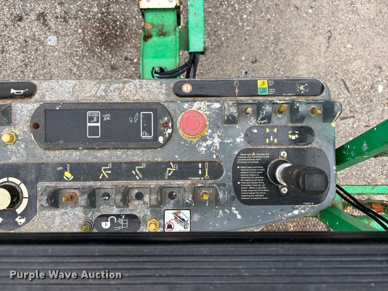 image for item DU0324 2016 JLG 400S boom lift