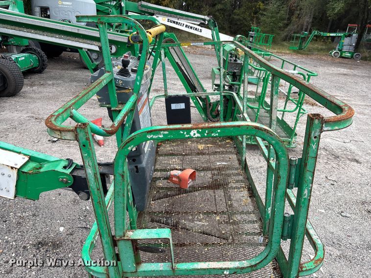 image for item DU0324 2016 JLG 400S boom lift