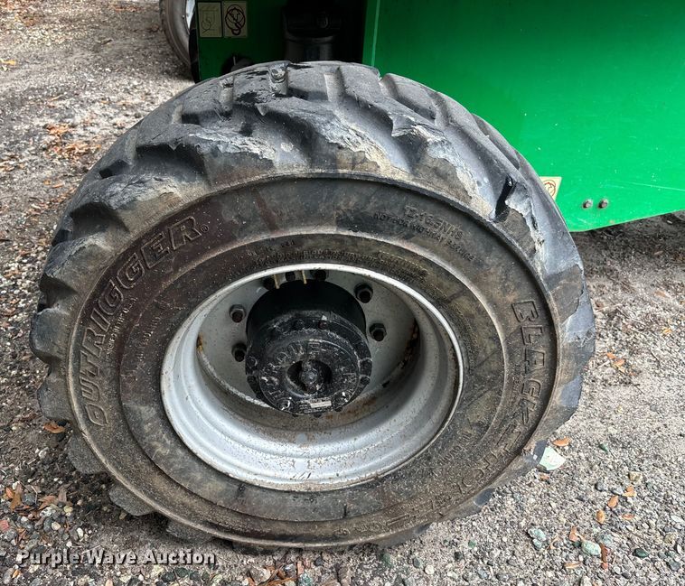 image for item DU0324 2016 JLG 400S boom lift