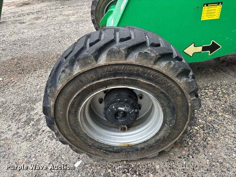 image for item DU0324 2016 JLG 400S boom lift