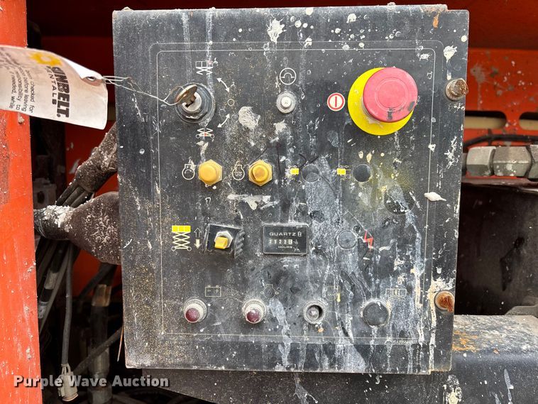 image for item DU0325 2015 JLG 4394RT scissor lift