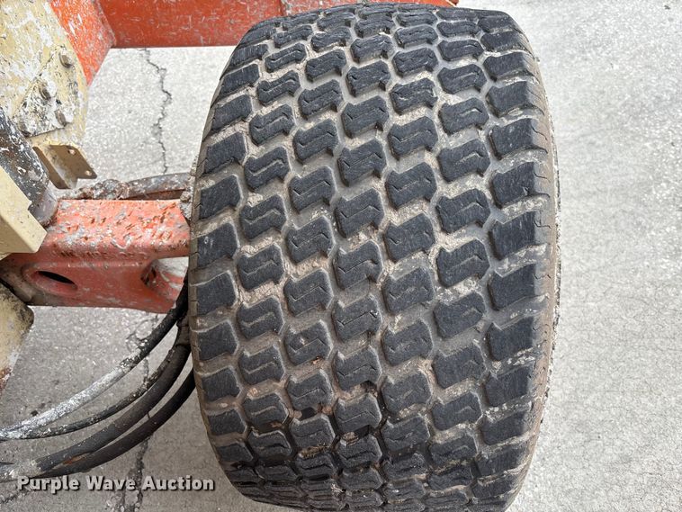 image for item DU0325 2015 JLG 4394RT scissor lift