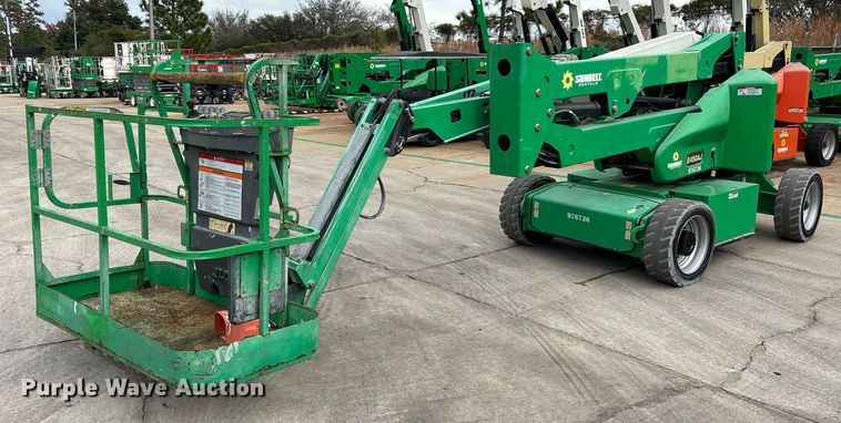 image for item DU0326 2017 JLG E450AJ boom lift