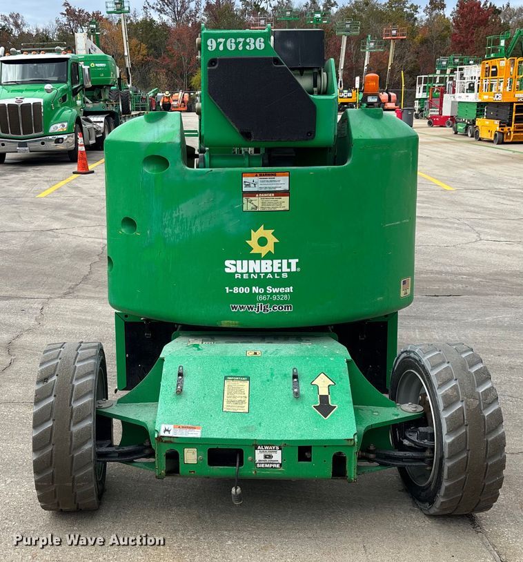 image for item DU0326 2017 JLG E450AJ boom lift