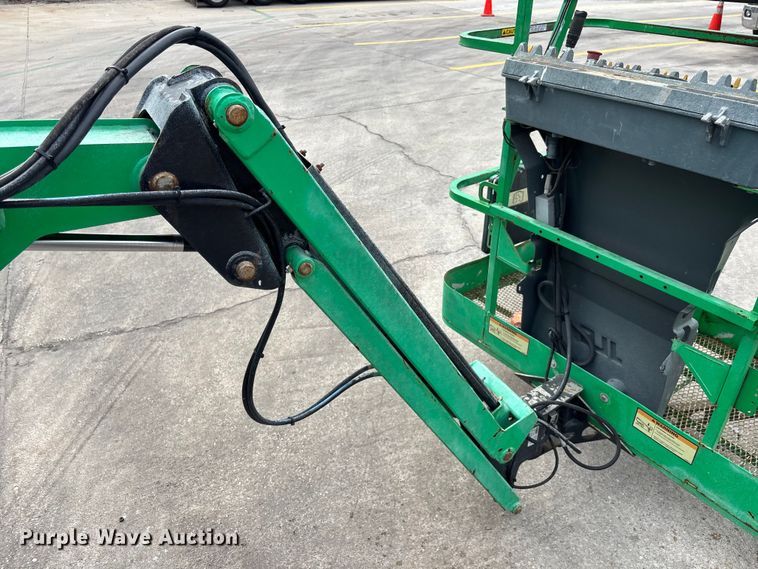 image for item DU0326 2017 JLG E450AJ boom lift