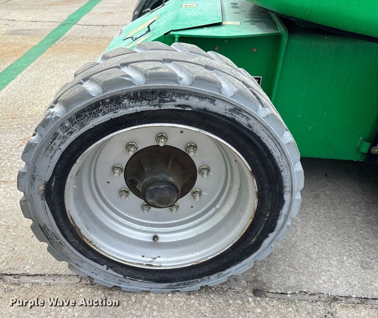 image for item DU0326 2017 JLG E450AJ boom lift