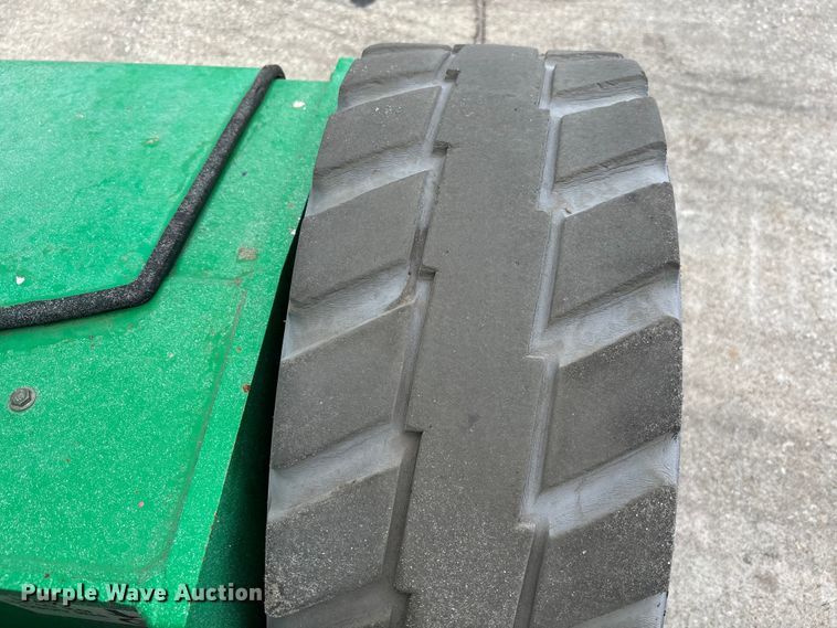 image for item DU0326 2017 JLG E450AJ boom lift