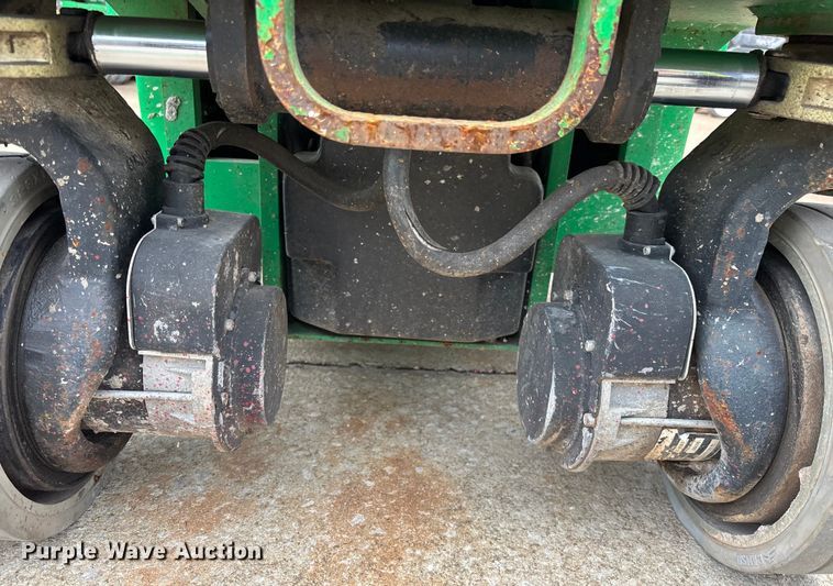 image for item DU0329 2016 JLG 1930ES scissor lift