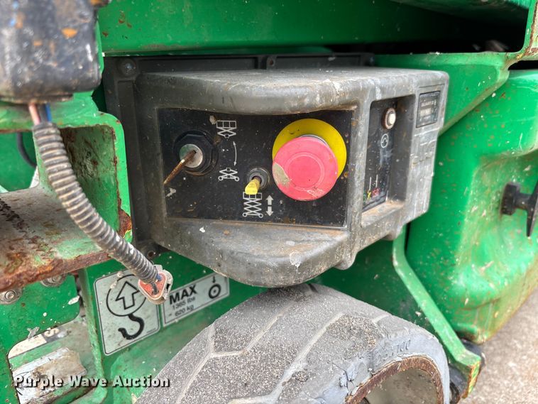 image for item DU0329 2016 JLG 1930ES scissor lift