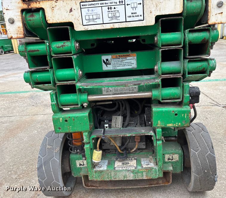 image for item DU0329 2016 JLG 1930ES scissor lift