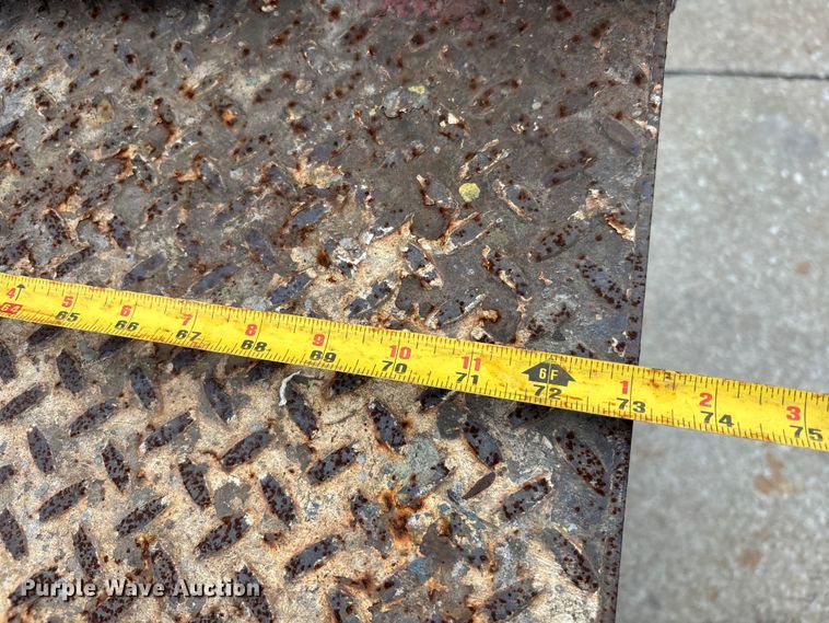 image for item DU0329 2016 JLG 1930ES scissor lift