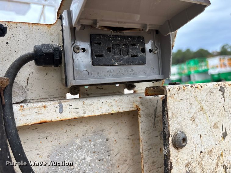 image for item DU0329 2016 JLG 1930ES scissor lift